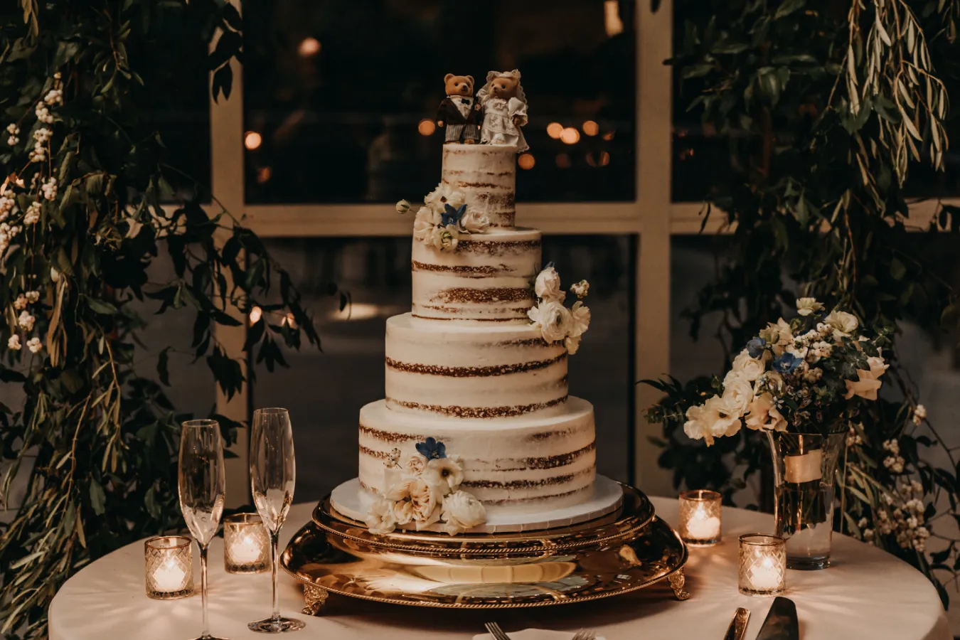 🍰 What Is a Story Cake?